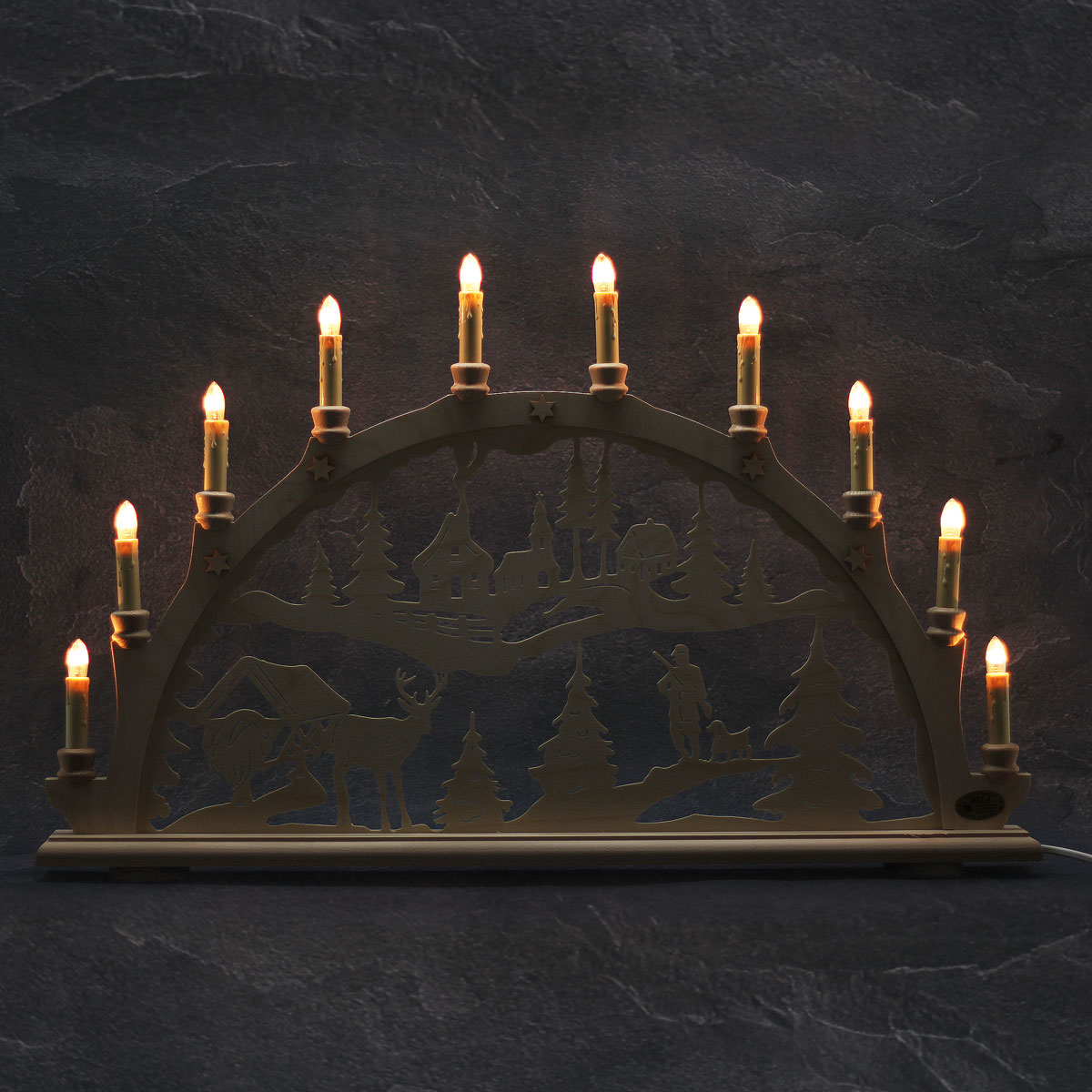 Erzgebirgs-Schwibbogen 'Jäger im Wald' 10 flammig (LED Optional) 66x6x44cm