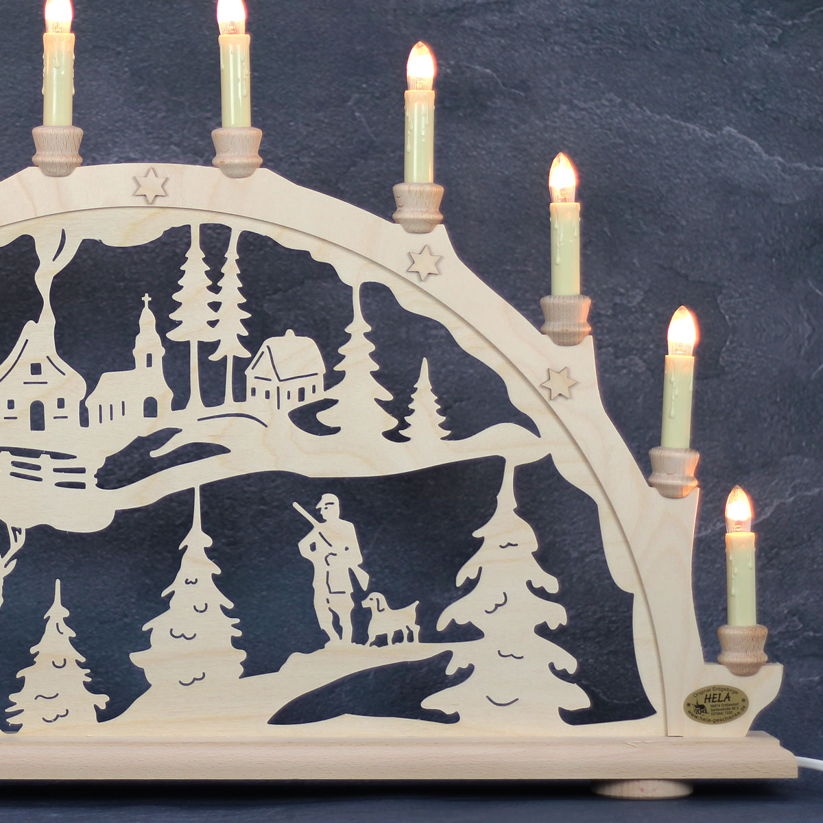 Erzgebirgs-Schwibbogen 'Jäger im Wald' 10 flammig (LED Optional) 66x6x44cm