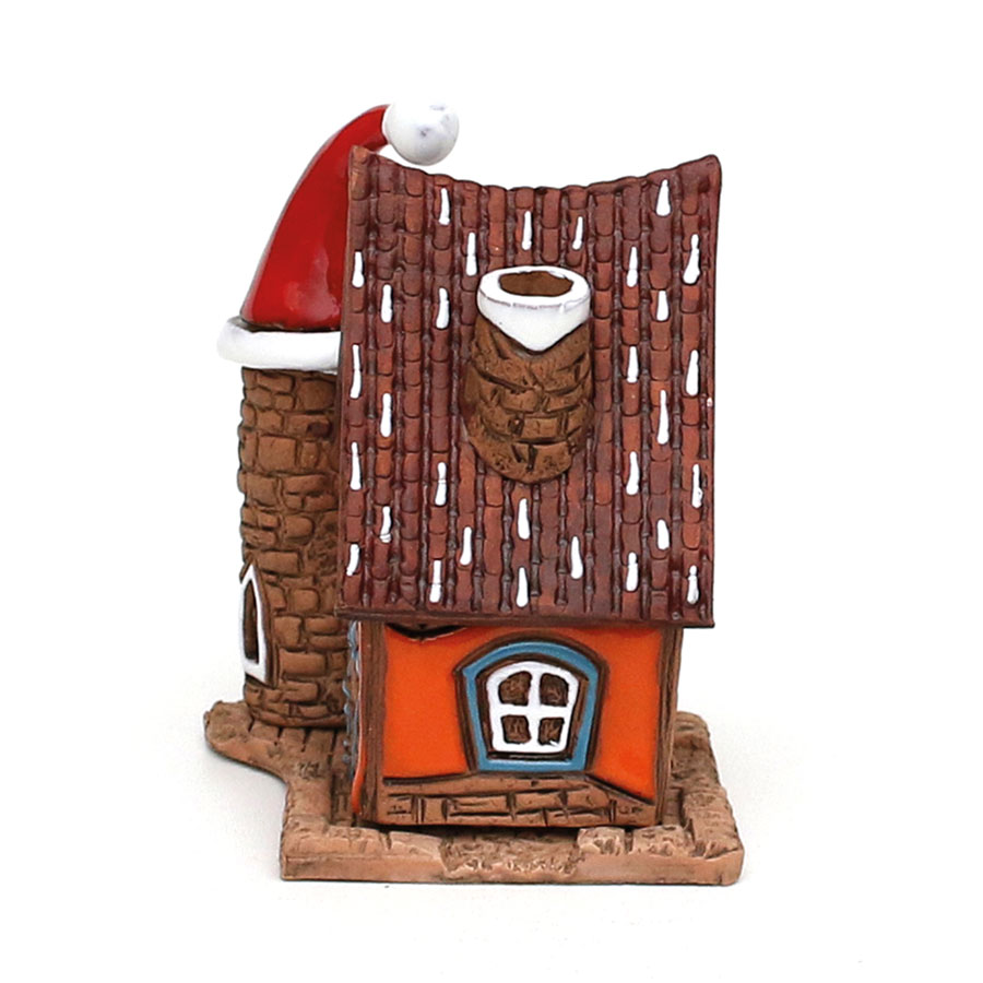 Räucherhaus Keramik mit Weihnachtsmütze 8x7,5x10cm